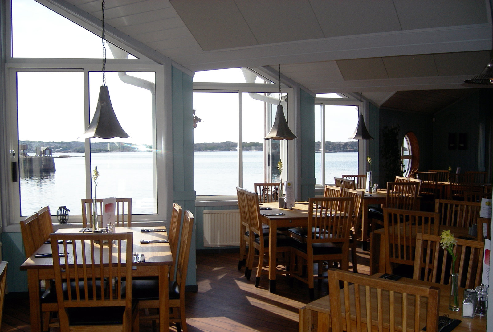 Bella Gästis Hunnebostrand – inredning av form & funktion, bild 1